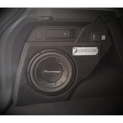 Короб Стелс Volkswagen Tiguan 2 (от 2016) левая 10" (с доступом к розетке)