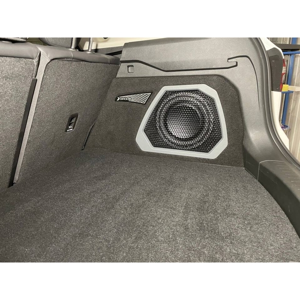 Короб Стелс Haval F7 и F7X 1 поколение правая 10" (с грилем, без подстветки)