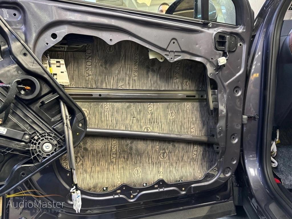 Шумоизоляция Hyundai Santa Fe 6.jpg Шумоизоляция Hyundai Santa Fe 6.jpg