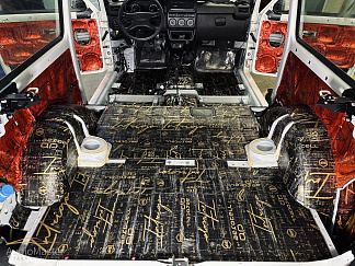 Полная шумоизоляция автомобиля LADA Niva, материалами линейки Aerocell QP от StP