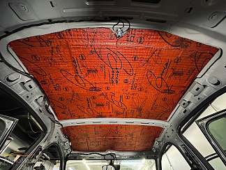 Выполнили шумоизоляцию крыши в Volkswagen Polo