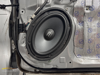 Автозвук в Toyota Land Cruiser Prado