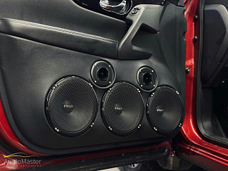 В автомобиле Nissan Qashqai мы выполнили установку громкого фронта