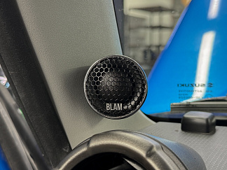 Замена акустики и шумоизоляция дверей в автомобиле Suzuki Jimny