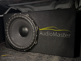 Установка громкой аудиосистемы на повседнев в Lada Granta