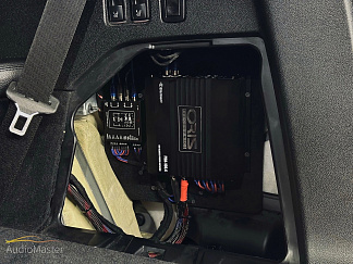 Замена штатной акустики в автомобиле Mercedes GL