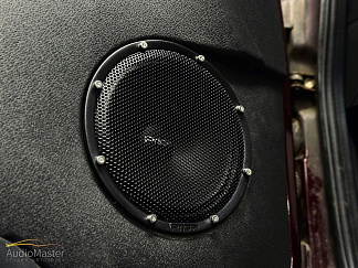 Установка аудиосистемы на повседнев в Lada Kalina