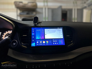 Замена штатной акустики и головного устройства в Lada Vesta.