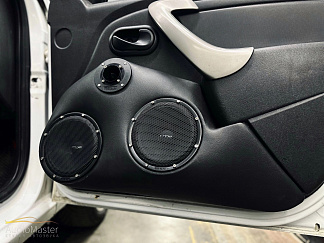 Громкая, повседневная аудиосистема в Renault Logan