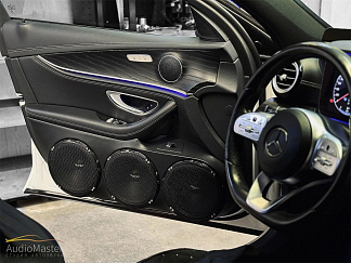 Установка аудиосистемы в автомобиль Mercedes E-Class W213