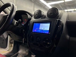 Замена головного устройства и установка акустики в  LADA GRANTA