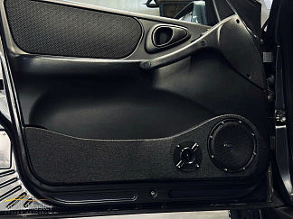 Установка аудиосистемы и головного устройства в Niva Travel